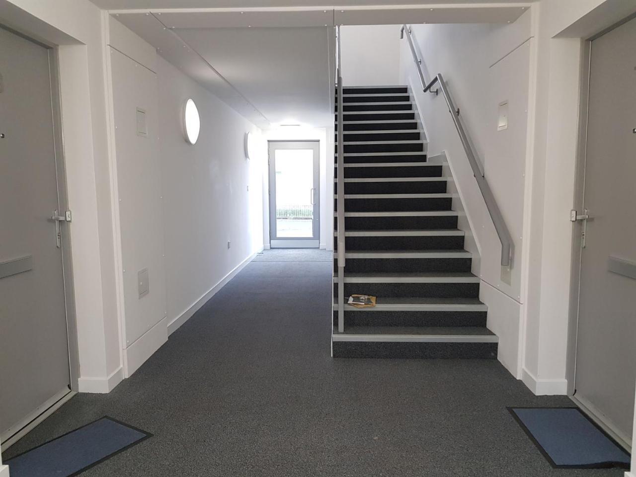 1 Royal View Apartments Stirling Exterior photo